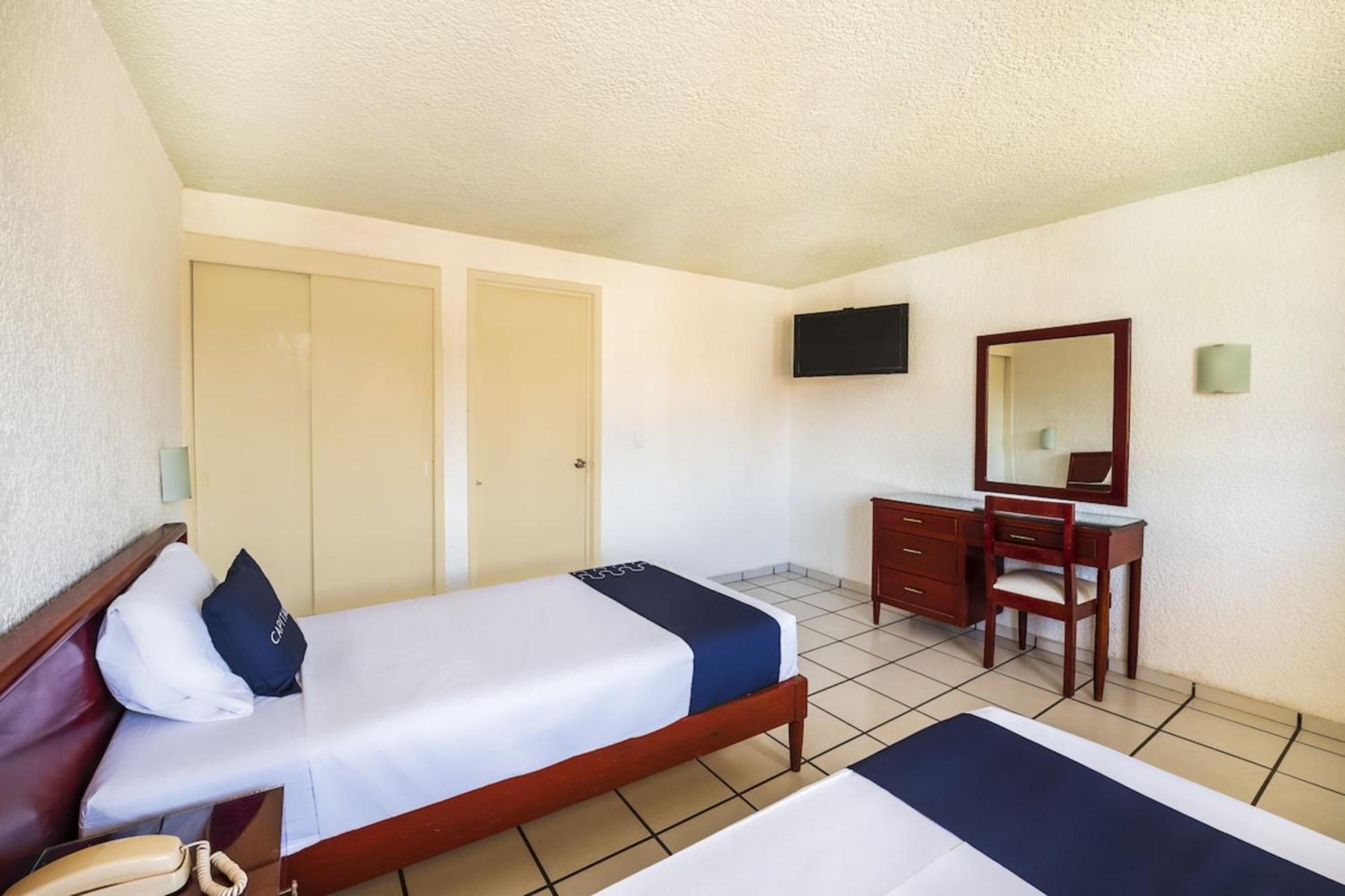 Capital O Colon, Ciudad Guzman Jalisco Hotell Eksteriør bilde