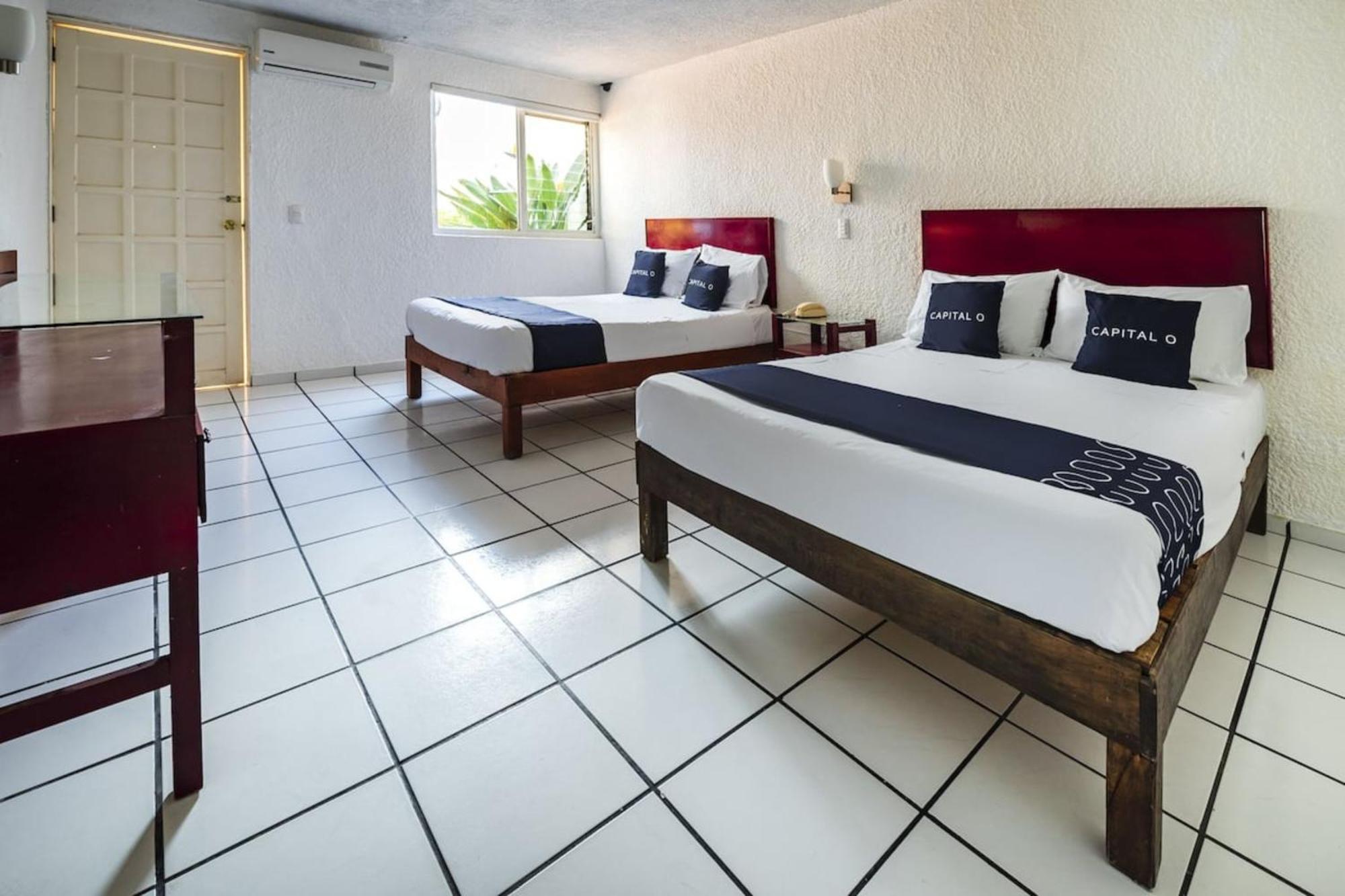 Capital O Colon, Ciudad Guzman Jalisco Hotell Eksteriør bilde